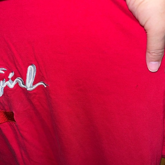 Tommy Girl Women's 2XL Vintage Embroidered Patch y2k Red Casual Tshirt - Picture 8 of 8